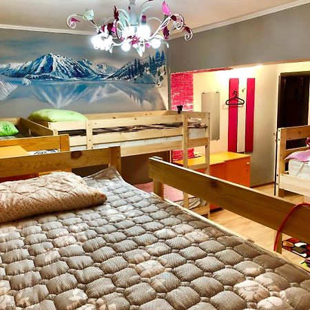 Hostel Loco Ałma Ata Zewnętrze zdjęcie