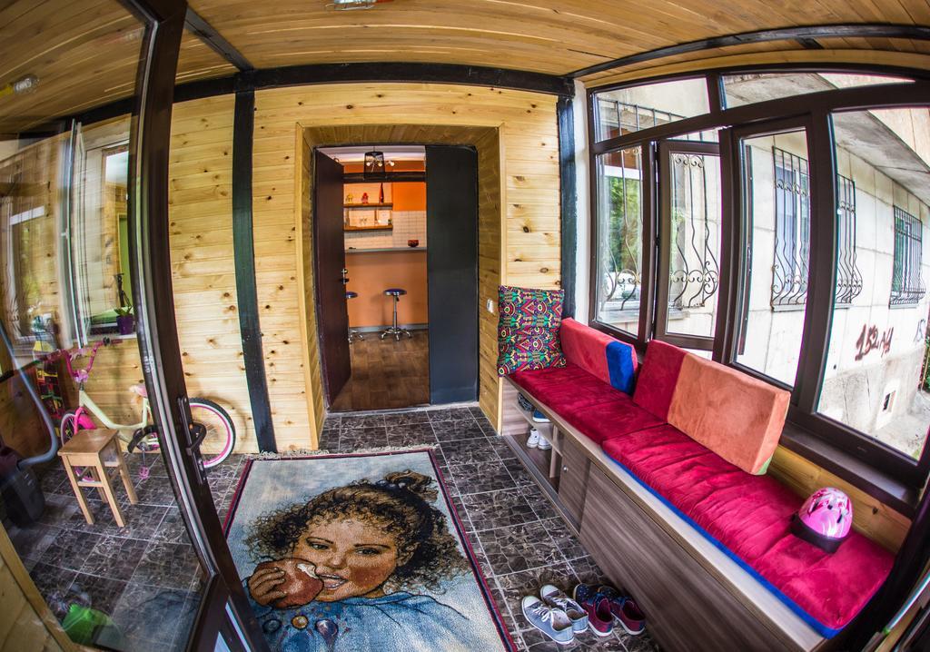 Hostel Loco Ałma Ata Zewnętrze zdjęcie