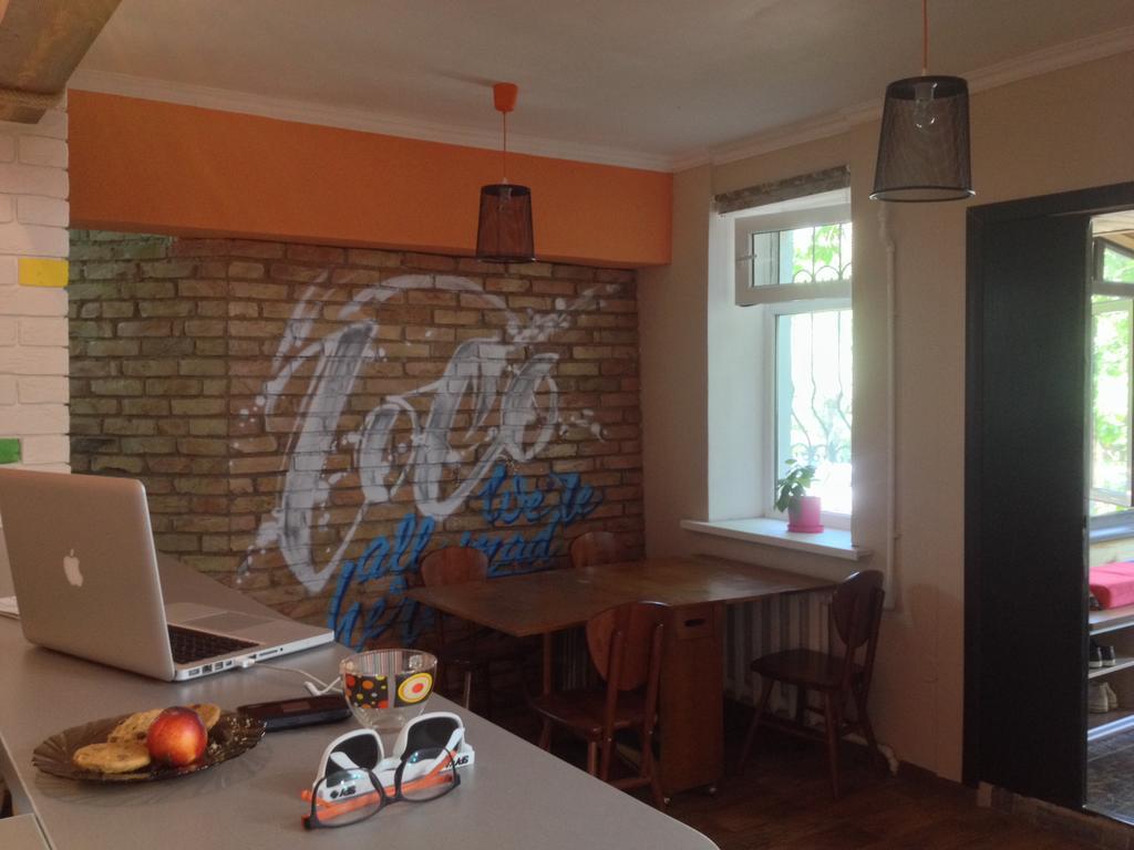 Hostel Loco Ałma Ata Zewnętrze zdjęcie
