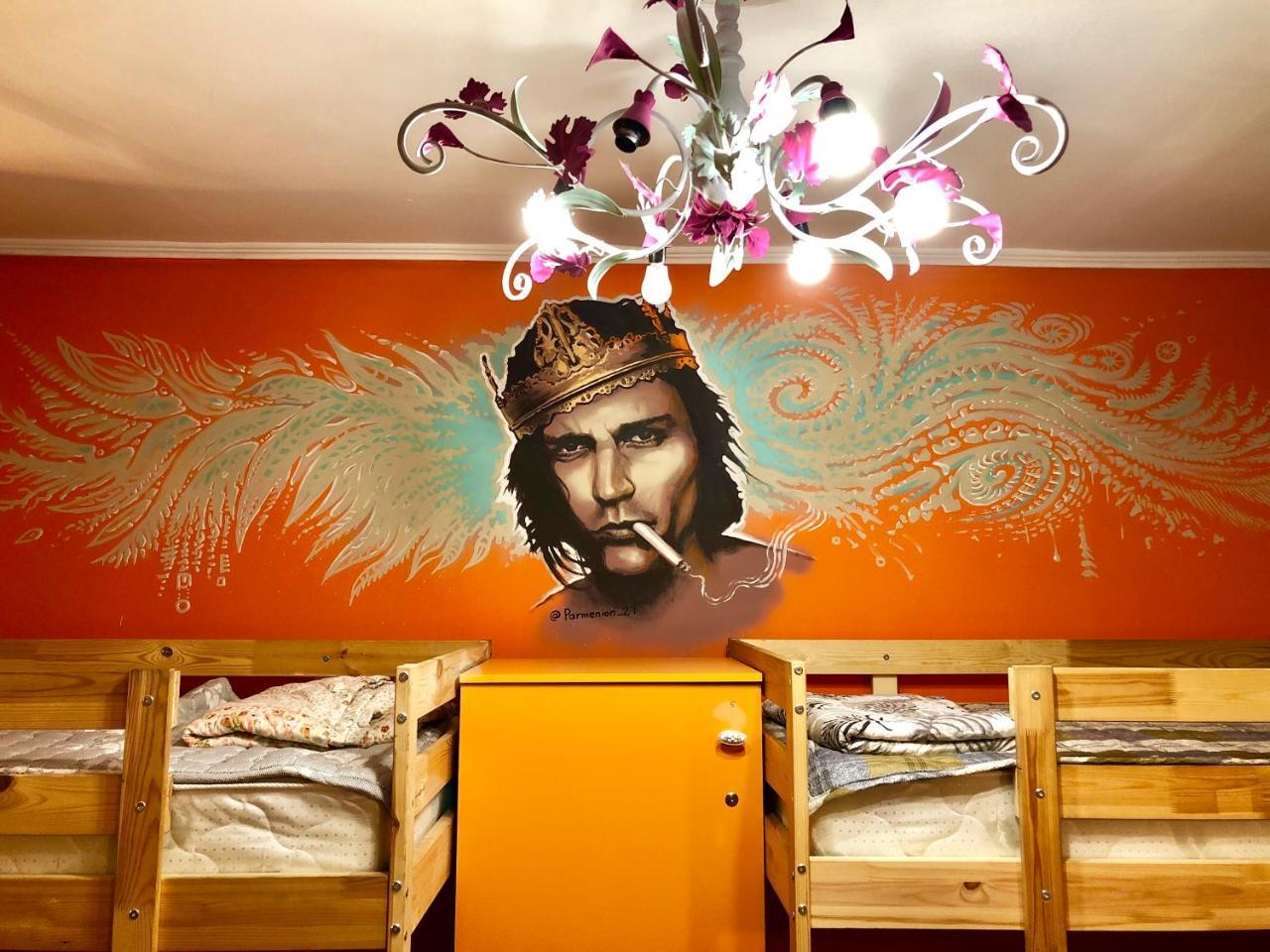 Hostel Loco Ałma Ata Zewnętrze zdjęcie